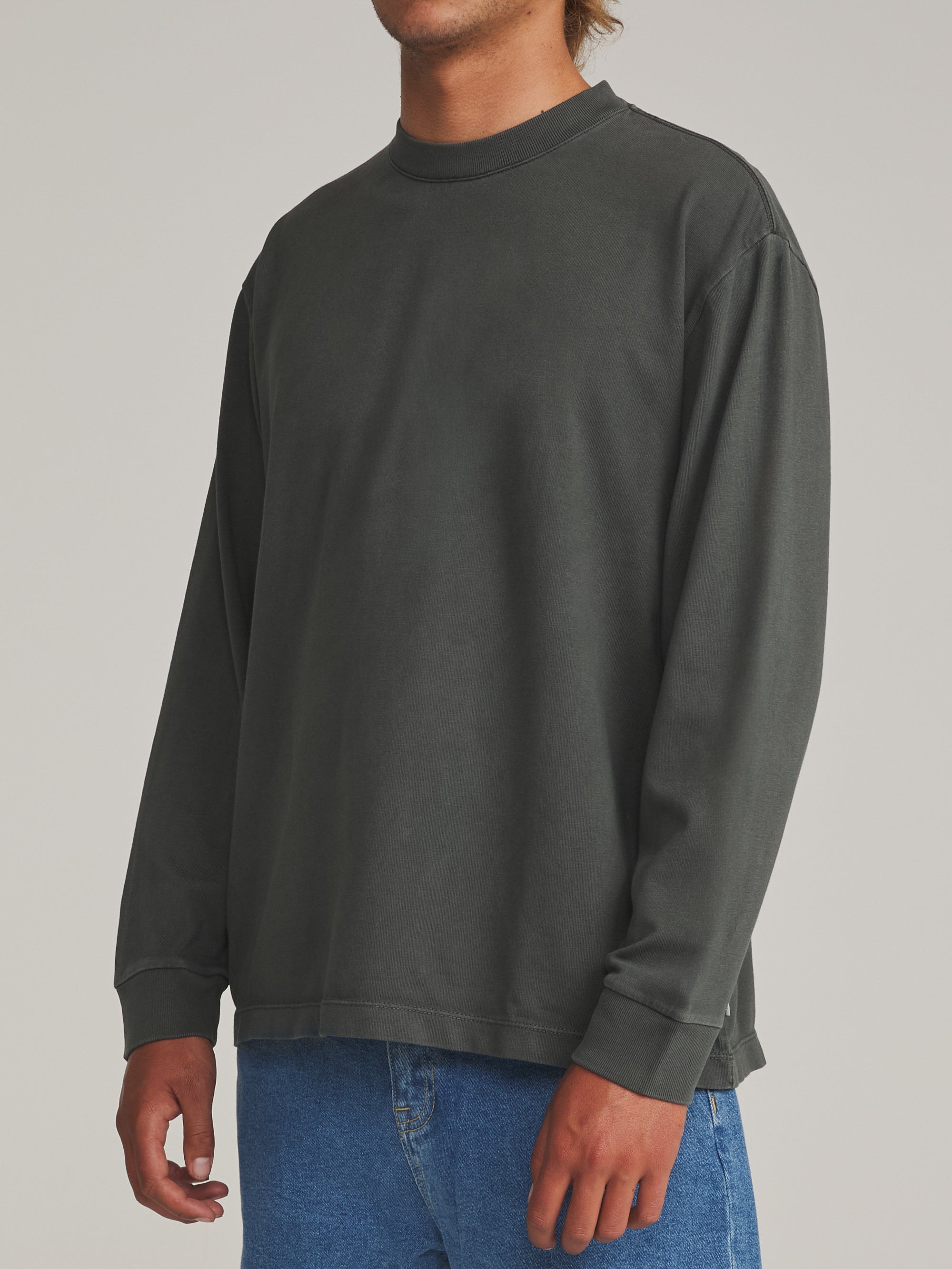 #color_black vintage wash