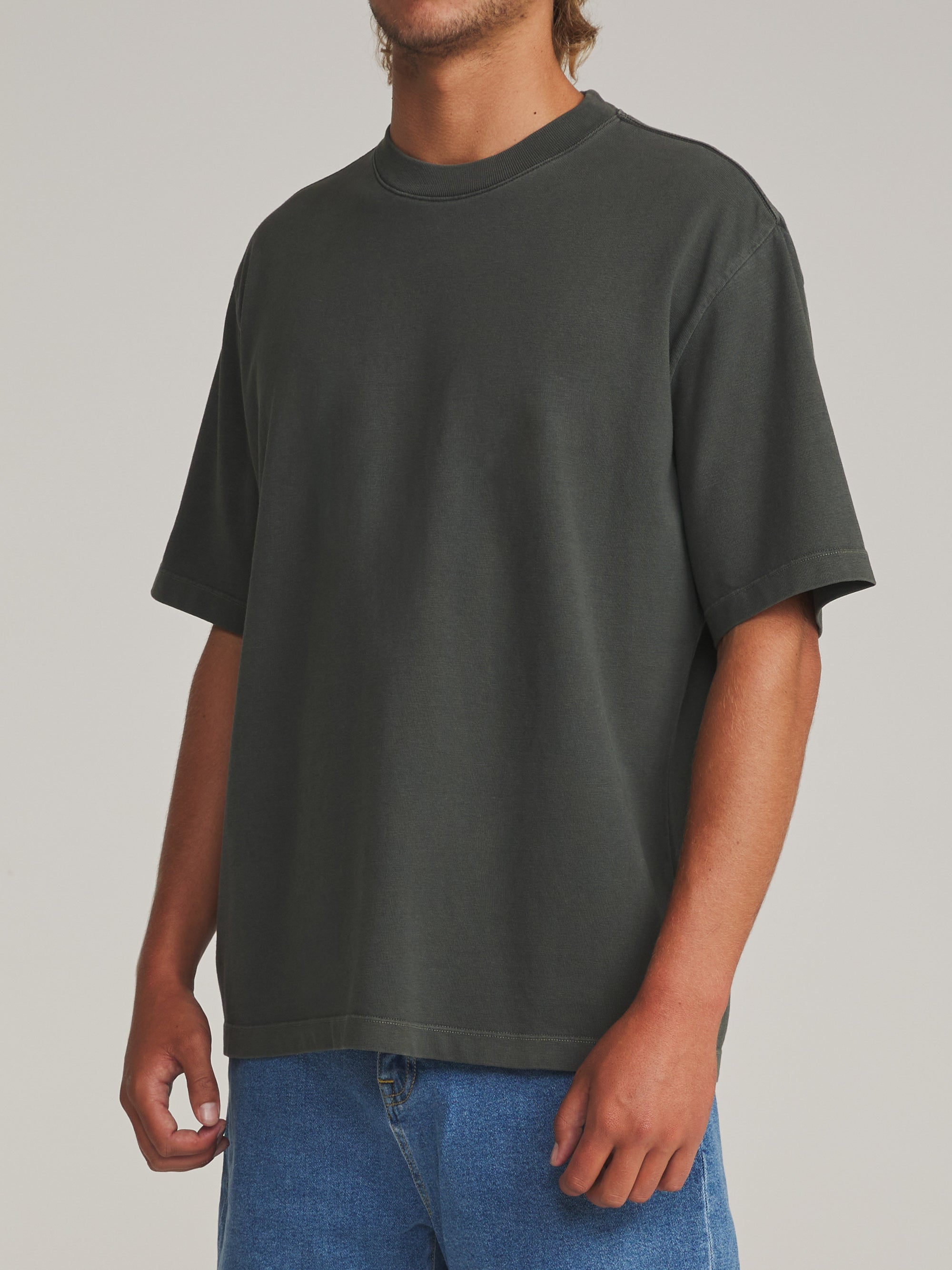 #color_black vintage wash