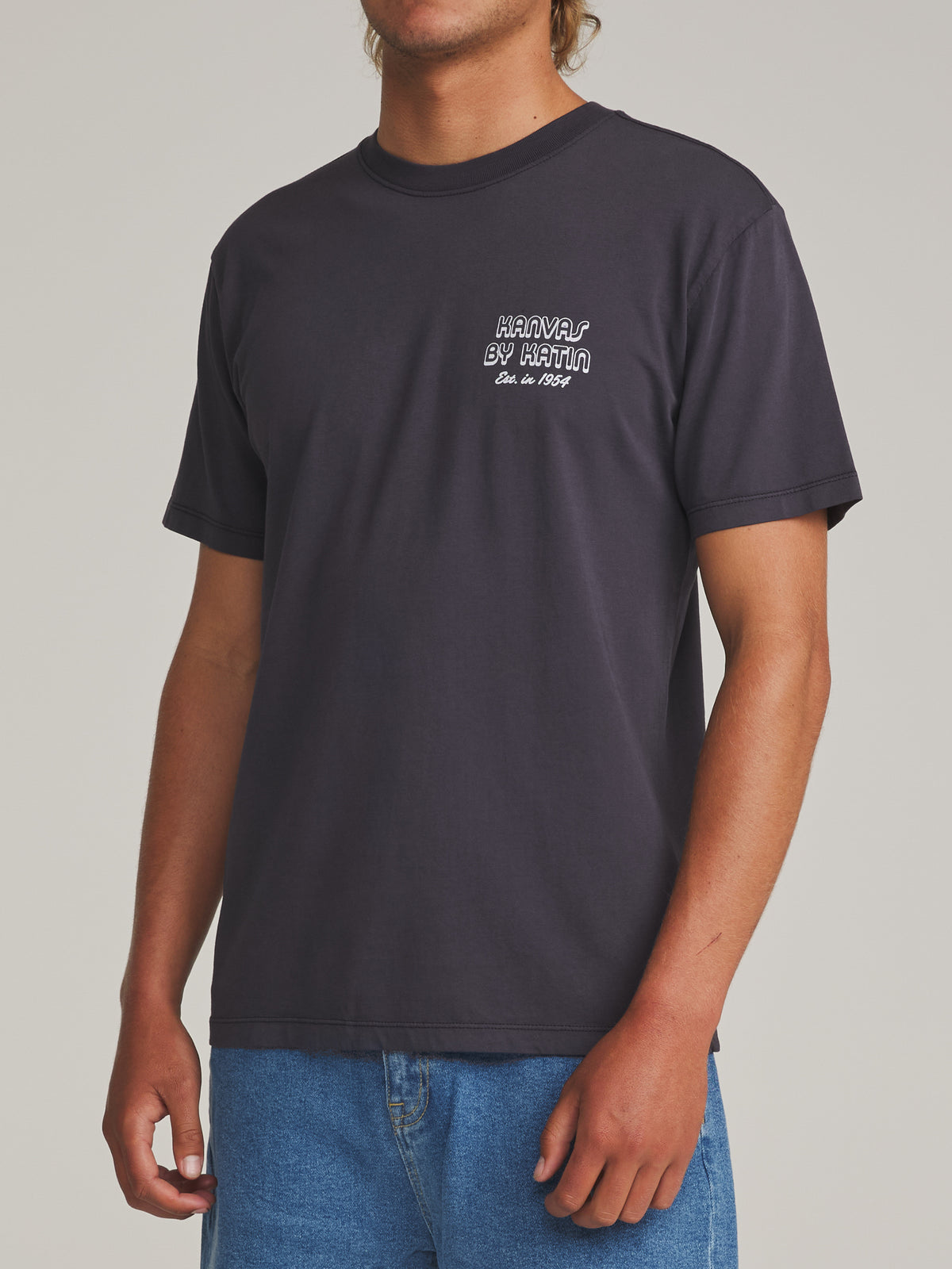 #color_polar navy vintage wash