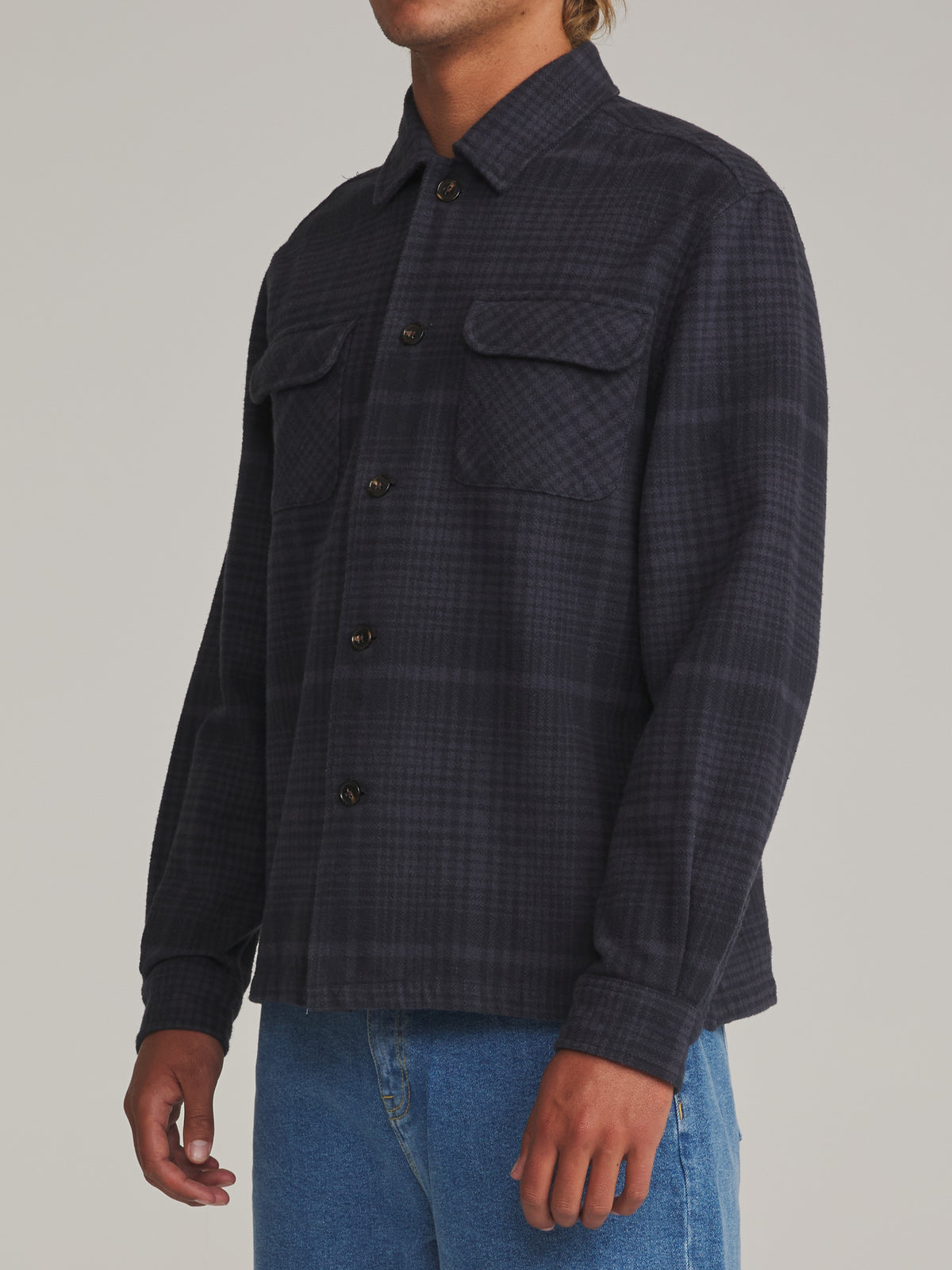 #color_navy plaid